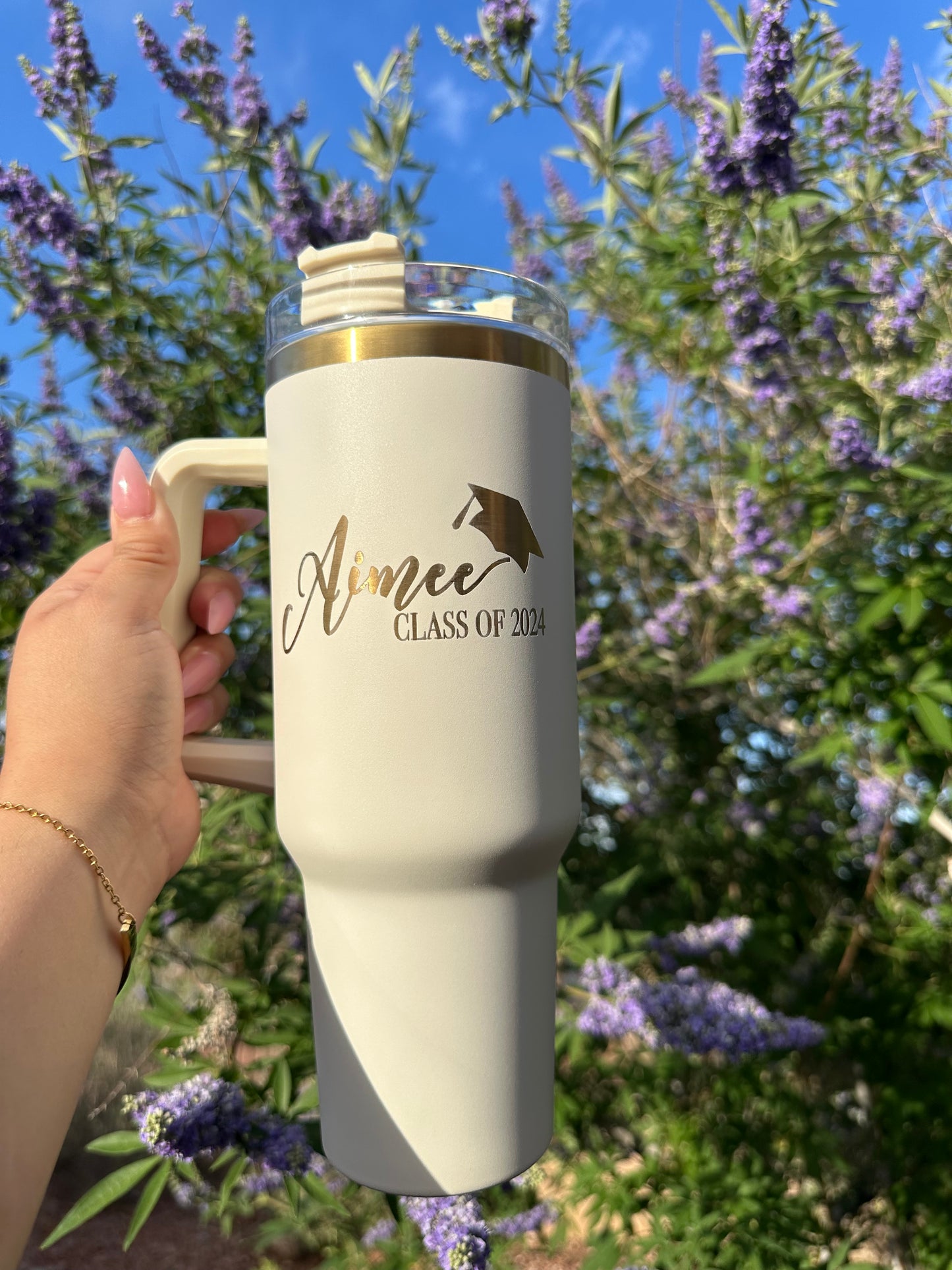 Personalized 40oz Graduation Tumbler with Name and Class Year - Senior Gift with Graduation Cap Design